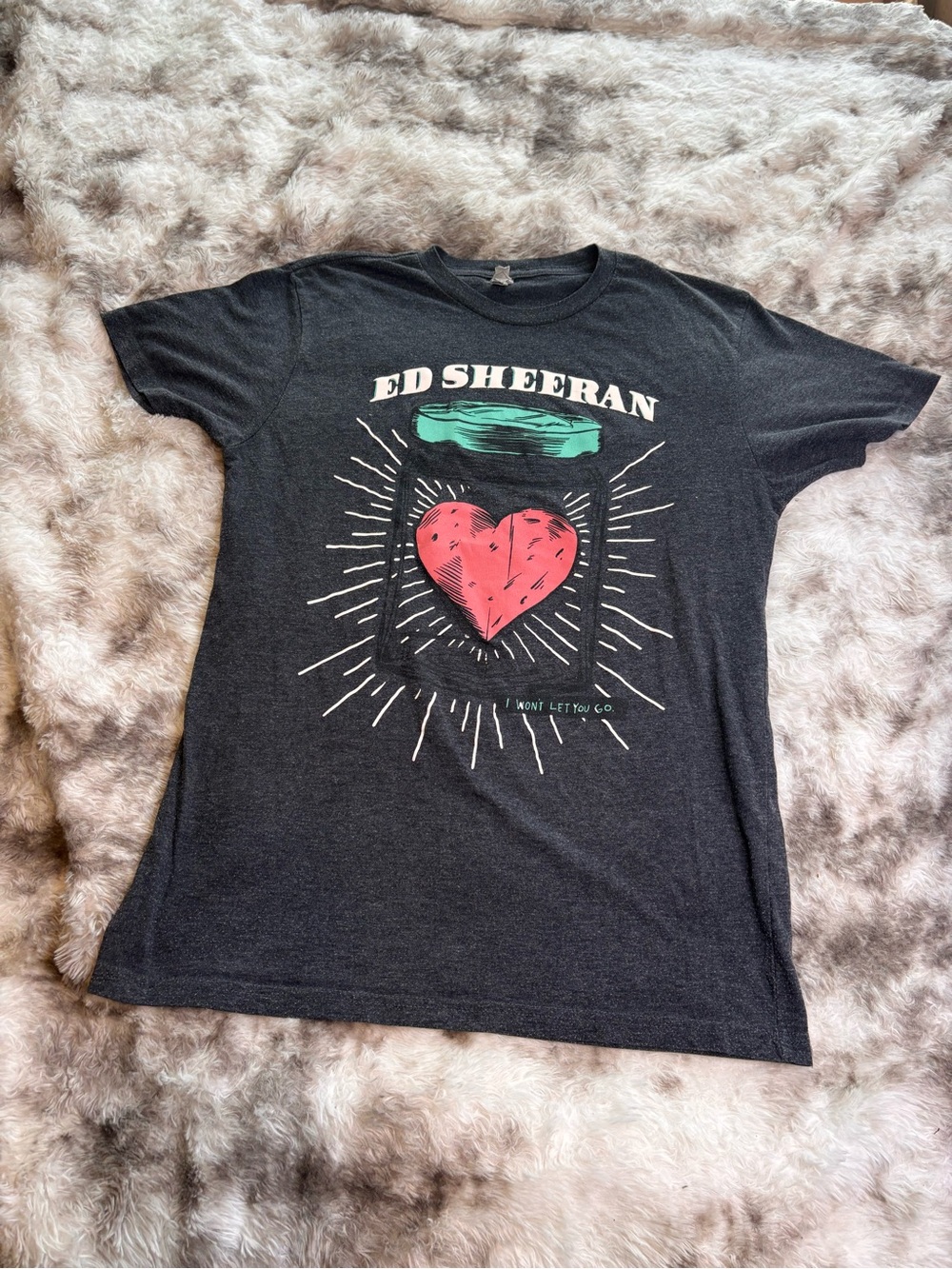 Ed Sheeran Tee with Red Heart and Green Accent - Ed Sheeran Graphic